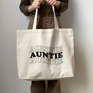 Retro Auntie tote, Gift For Sister, New Aunt To Be bag, Pregnancy Announcement Reveal, Best Favorite Aunt canvas tote bag M-X1