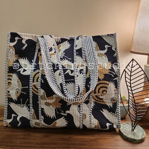 Sacs fourre-tout imprimés en blocs d'oiseaux Grand sac à main en coton matelassé pour femme Sac de voyage pour femme Cadeau d'anniversaire Cadeau de Noël pour elle Sac de rentrée