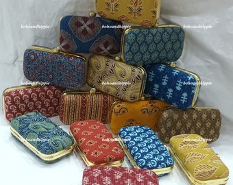 Lot Of 100 Indian Handmade Women Kantha Print Clutch Purse Bag Floral Clutch Bag Bridesmaid Clutch Bag Wedding Favor Return Gift For Guests