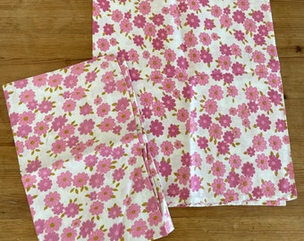 Pair of unused retro cotton pillow cases pink floral