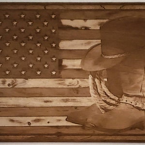 Glowforge Digital Laser Ready Design-fil - Cowboy Amerikansk Flagga - Trägravyrfil - SVG - PDF - PNG - Amerika - Stövlar - Western Flag -