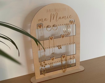 Personalized wooden jewelry holder