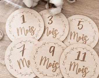 Cartes étapes bébé bois, cadeau de naissance, personnalisé, Recto-verso 12mois