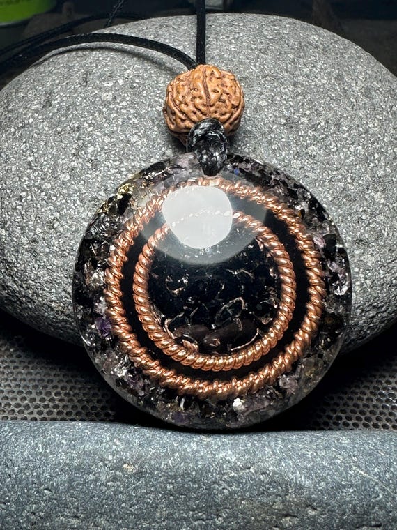 Orgonite Pendant for Protection (sacred and Empowerment cubit)