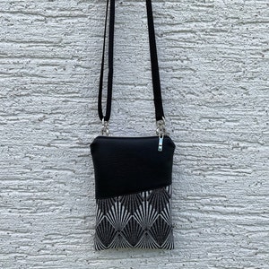 Handytasche/Umhängetasche mit Extrafach/vegan / Kunstleder