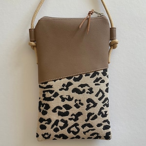 Handytasche zum Umhängen/vegan /Hochwertiges Kunstleder, toffee