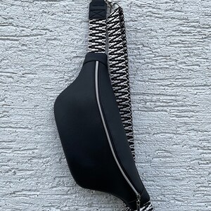 Bauchtasche/Schultertasche/vegan / Kunstleder