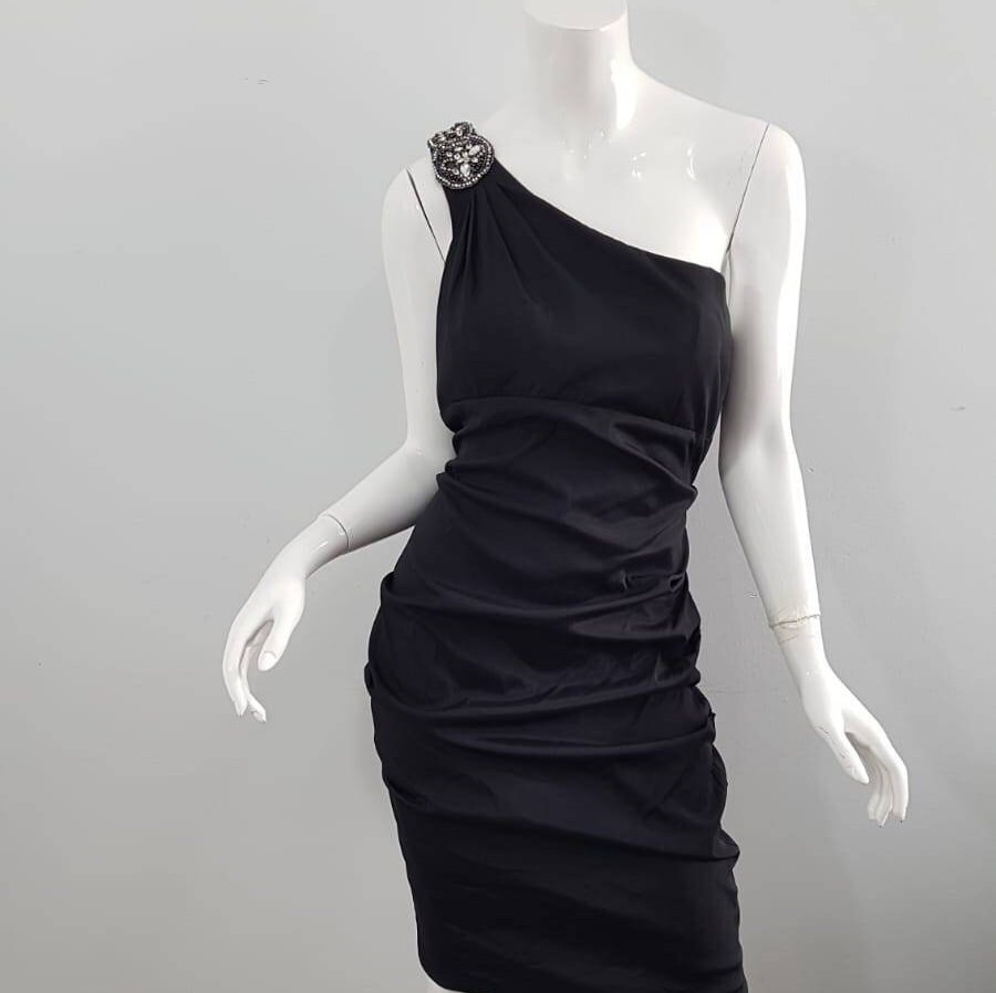 One Of The Best Of 1900 XSCAPE's Hug Me Again Super Stretchy Black Dress With Runches All Over And A Beaded One Arm Size 14