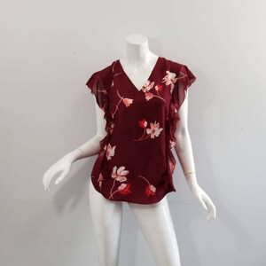 Ralph Lauren Sleeveless Floral Top With Mesh Like Ruffles On The Side Size M (D)