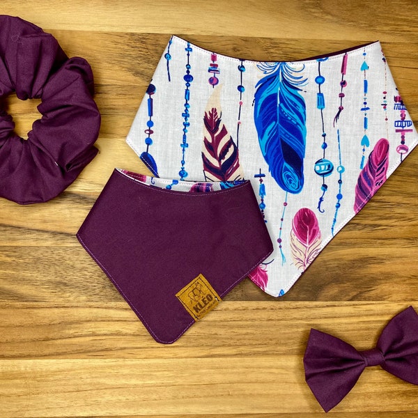 Foulard réversible pour animaux « plume aubergine »