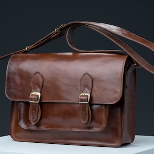 Full Grain Leather Satchel: Unisex Laptop Messenger Bag