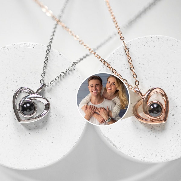 Heart photo necklace • Picture necklace • Projection necklace • Heart locket necklace • Heart necklace • Valentines day gift • Gift for her