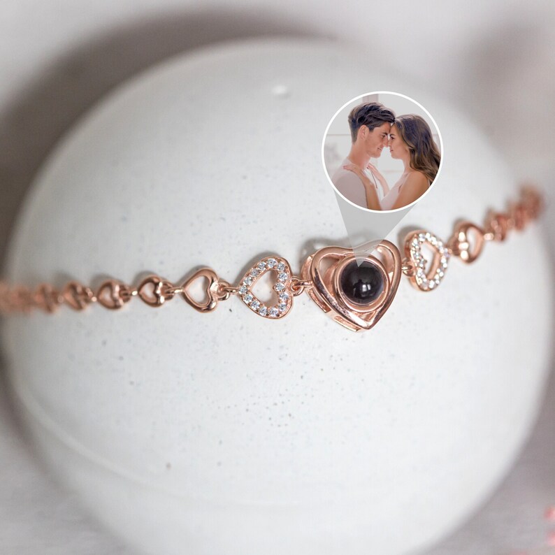 Customize Photo Name Projection Bracelet For Heart Chain Bracelets