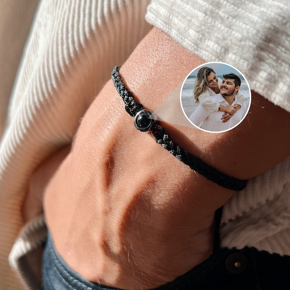 Heart Photo Projection Bracelet - Personalized Gift for Special Occasions