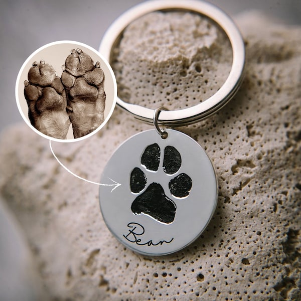 Paw print engraved keychain, dog paw keychain, cat paw keychain, pet memorial keychain, dog lover gift, cat lover gift