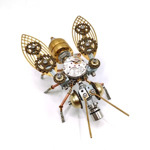 DIY Metal Assembly Kit Mechanical Puzzle for Adults,100+PCS Insect Model Christmas Gift Desktop Metal Insect Decor Creative Holiday Gift