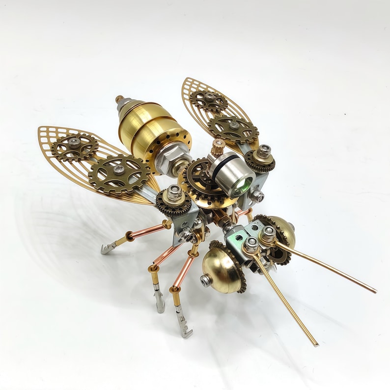 DIY Metal Assembly Kit Mechanical Puzzle for Adults,100+PCS Insect Model Christmas Gift Desktop Metal Insect Decor Creative Holiday Gift Searchlight Bee -B