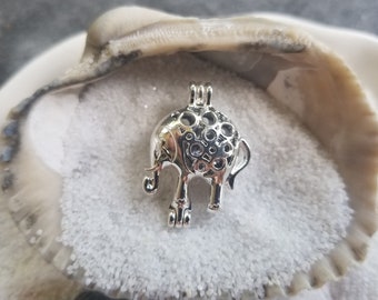 Elephant pearl/bead cage (without the pearl)
