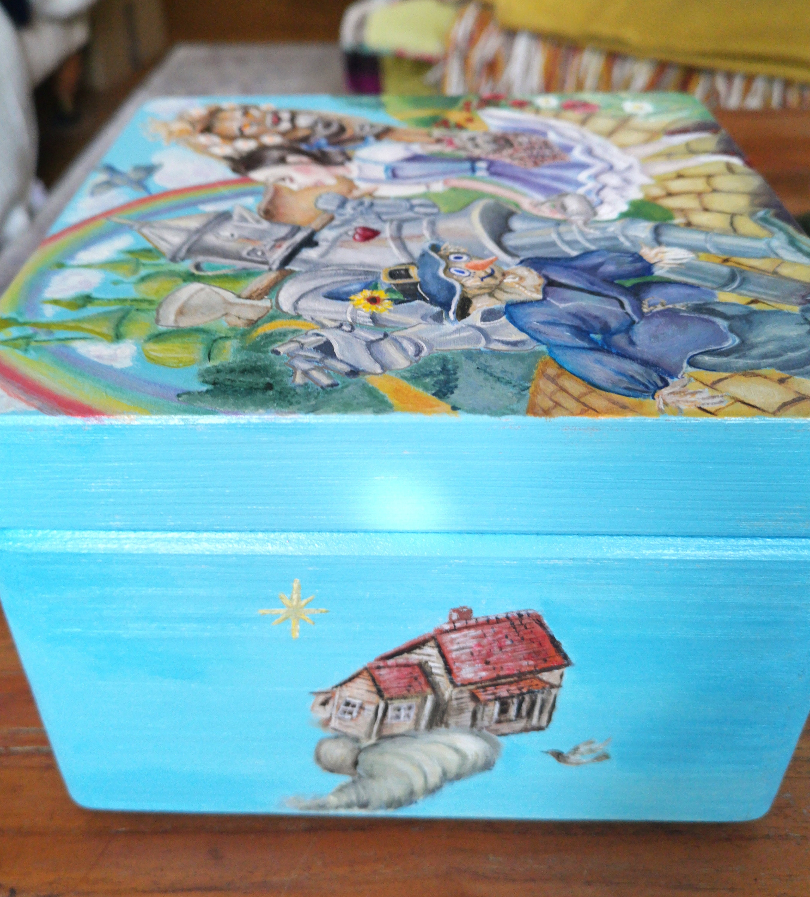 Wizard of Oz Hand Painted Box Wizard of Oz Keepsake Jewellery Box ...
