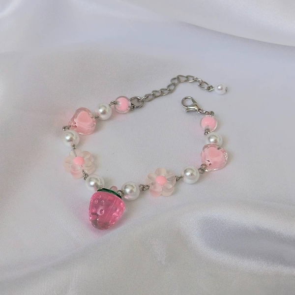 Chunky Bead Strawberry Bracelet - Chunky Bead Bracelet,Beaded Bracelets,Pink Bracelet,Pink Bead Bracelets In The UK,Pink Jewellery In The UK