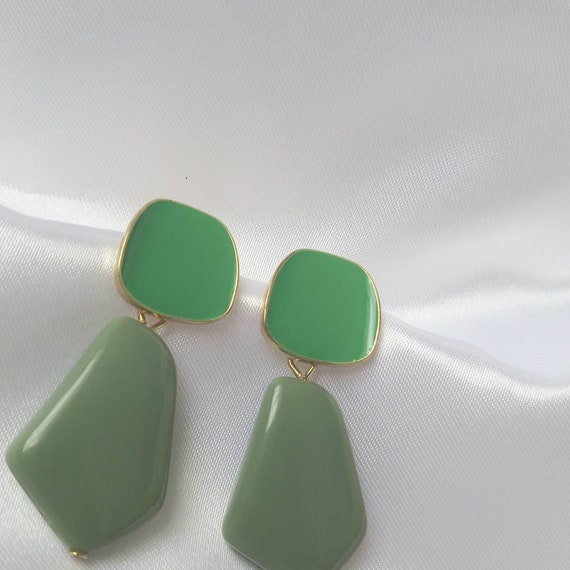 Diamonfire Emerald Green Stone Set Drop Earrings E5904 |Francis & Gaye  Jewellers