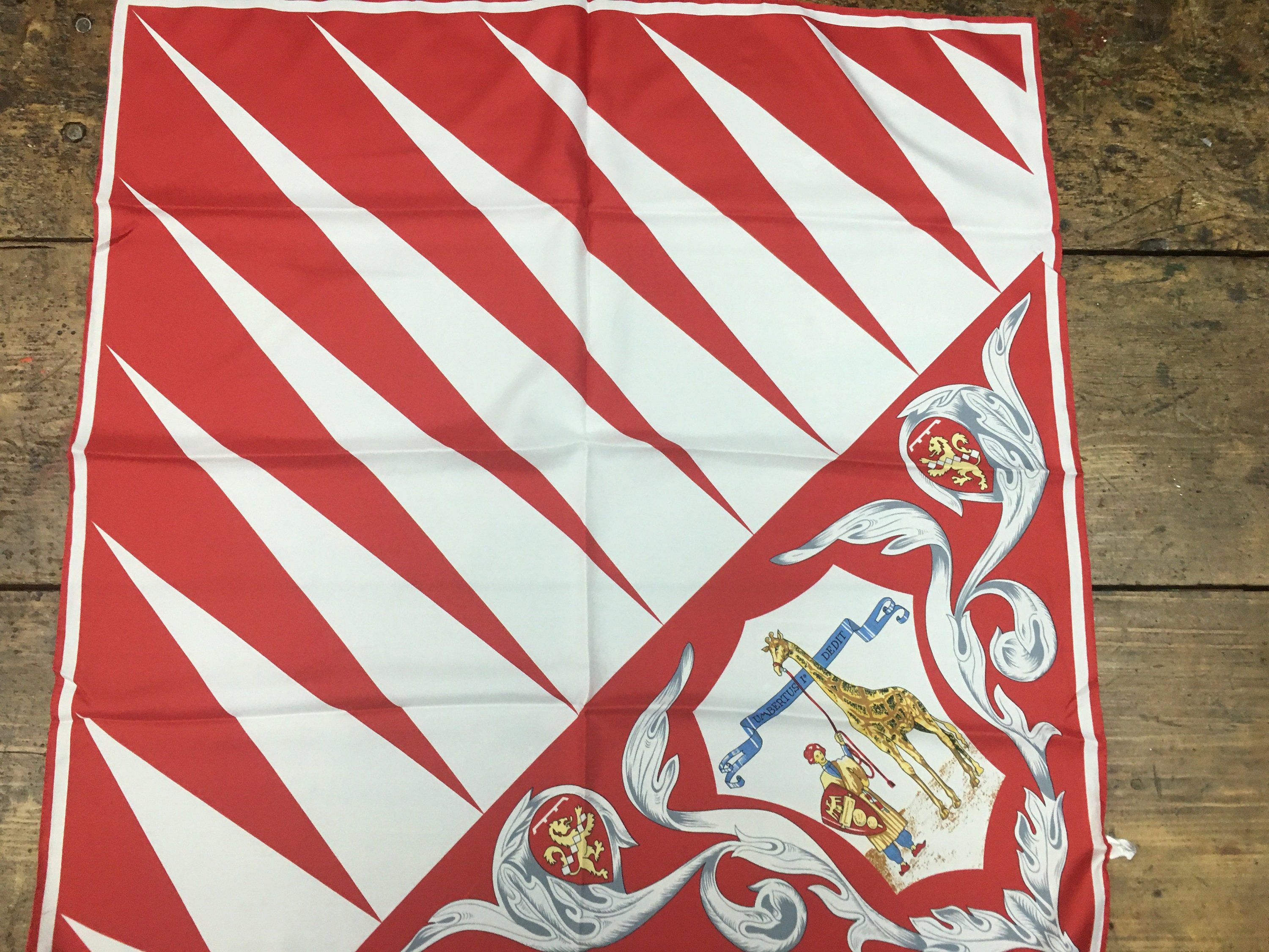 Fazzoletti delle Contrade di Siena Siena scarfs Palio di Siena scarf