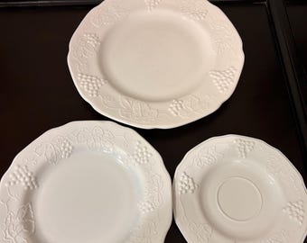 Vintage Indiana Glass Co Colony Harvest white milk glass set of 3 plates