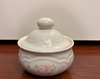 Vintage Pfaltzgraff Tea Rose Butter tub or spice/sugar tub and Lid