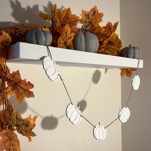Pumpkin Garland, Autumn Bunting, Autumn Pumpkins, Fall Decor, Neutral Halloween, White Pumpkin, Farmhouse Autumn Decor, Pumpkin Bunting