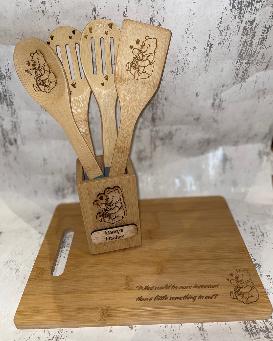 Pooh Bear Board, Winnie, Serving Board, Chopping Board, Kitchen Utensil