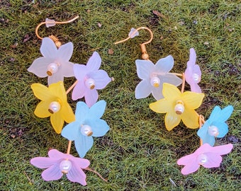 Autumn flowers earrings, colorful flower earrings, flower and beads earrings, floral summer earrings, fall earrings
