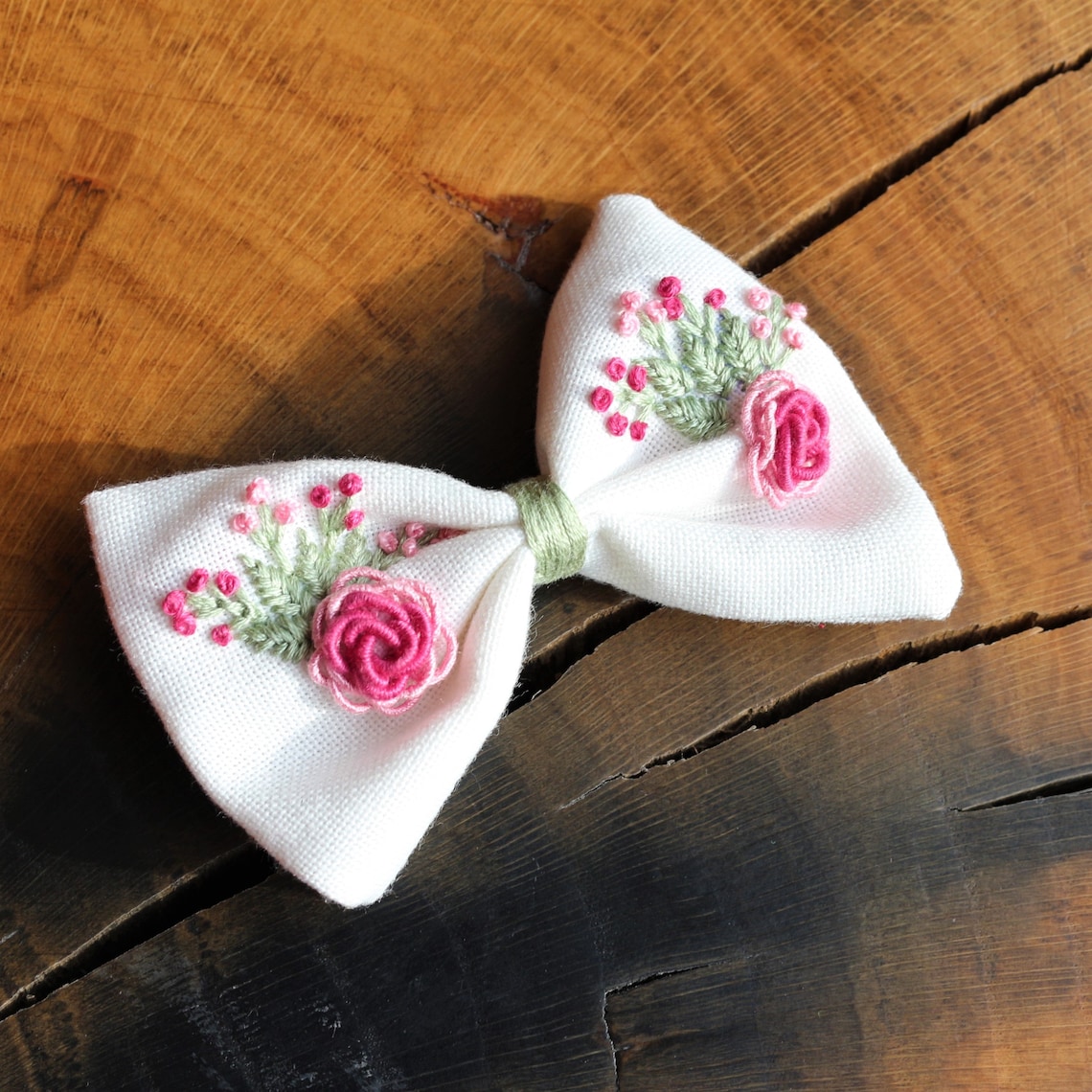 Hair Bow / Bow / With embroidery hair bow / Bow Barrette / Etsy