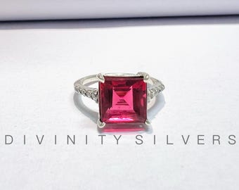 Robijnrode ring, solitaire robijnring, rode edelsteenring, robijnrode edelsteenring, stapelring, bruiloft sieraden kerstcadeaus, ring voor haar, ring voor haar