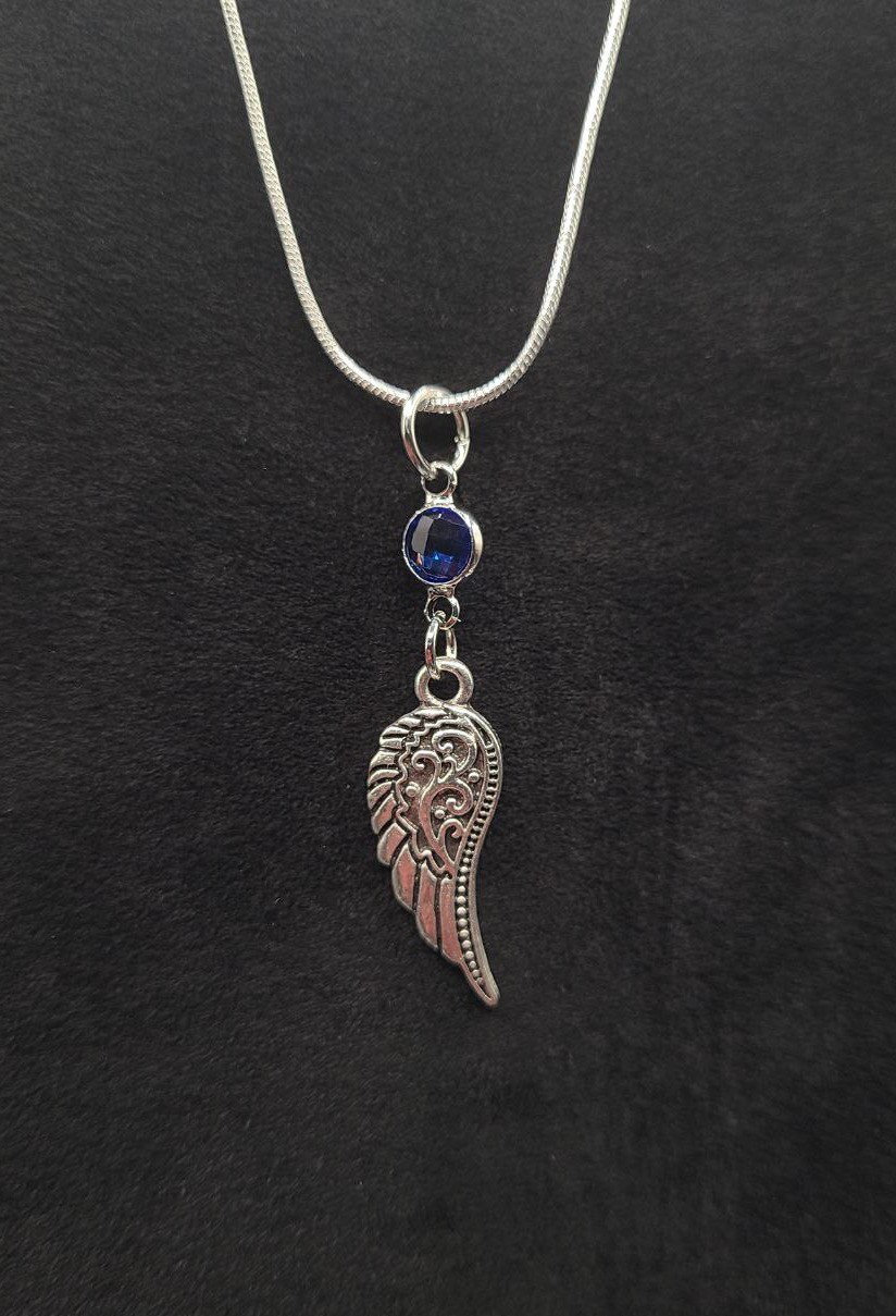 𝑵𝒆𝒘 Jeweled Angel Wing Chain 1Indigo Etsy