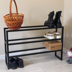 Tiered Matte Black Metal Pipe Freestanding Expanding Shoe Rack, Custom –  MyGift