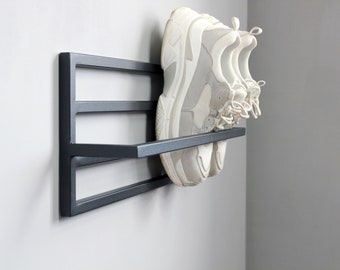 Entryway metal wall mounted shoe storage Unique open floating shelf Industrial schuhregal metal Modern hallway shoe organizer Custom shelves