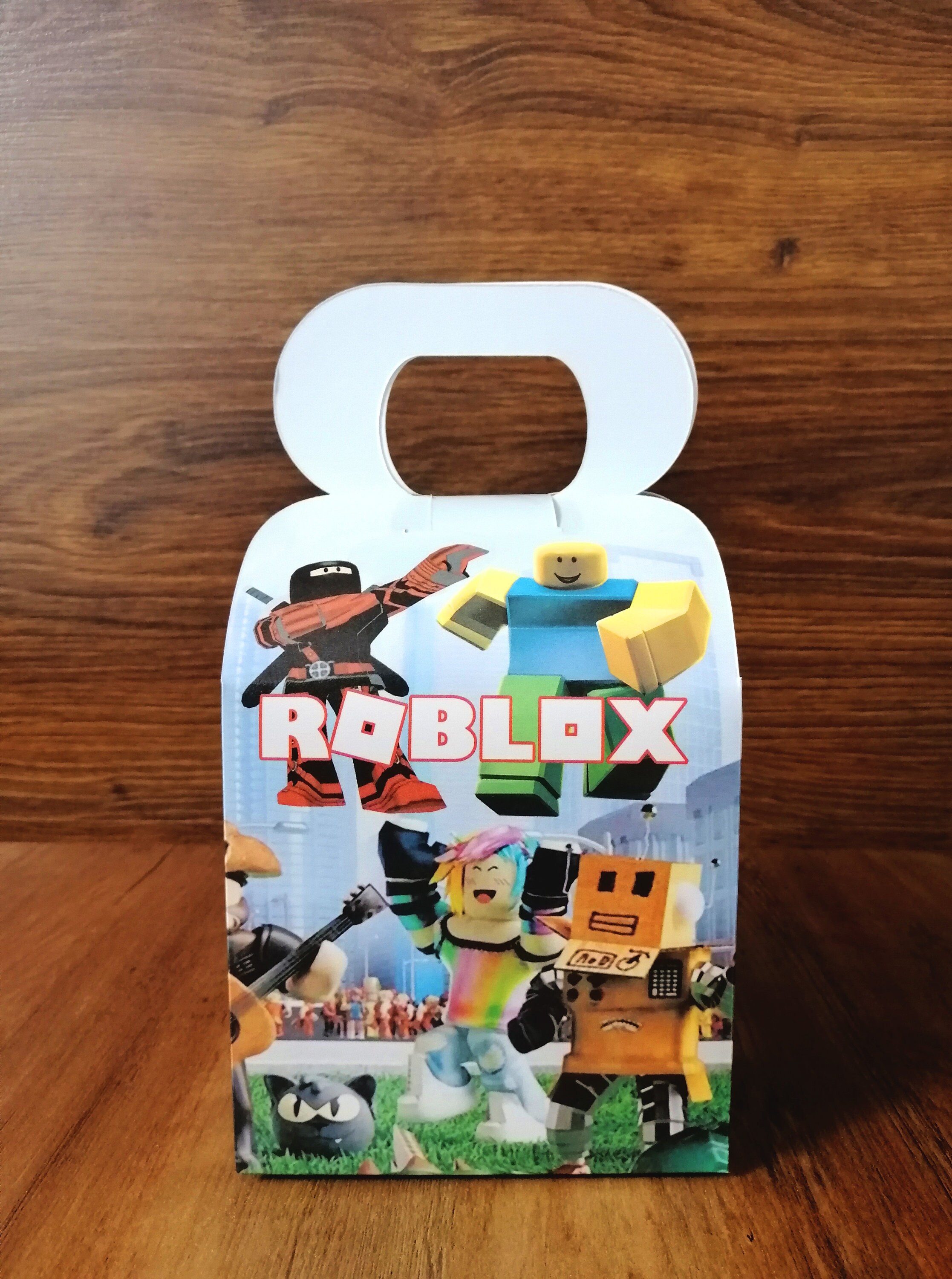 Party Gift Box Set of 8 Party Favor Boxes Themed Party Favors Etsy