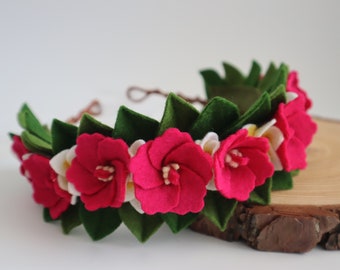 Tropical birthday crown for an Aloha beach birthday theme. Hot pink hibiscus plumeria flower crown for a Hawaiian flower girl. Floral crown.