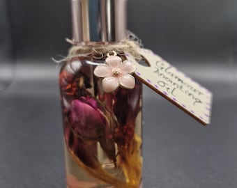 GLAMOUR ANOINTING OIL + Free Simple Glamour Spell by MoonCatMagick