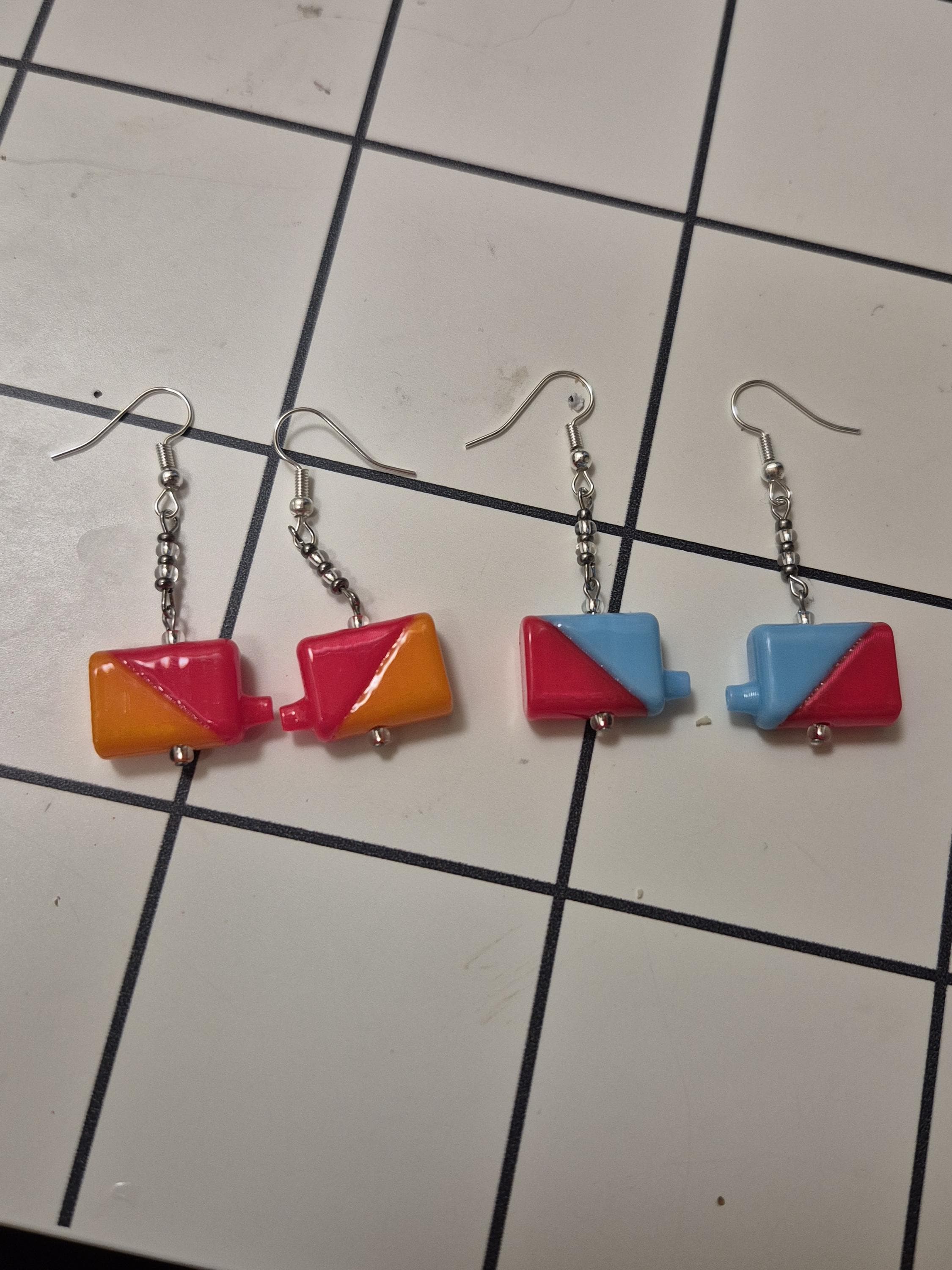 How To Make Juul Pod Earrings Amazon.com: CASEBUDi Case Made for JUUL and cartridges (Black) : Health & Household How To Make Juul Pod Earrings Amazon.com: CASEBUDi Case Made for JUUL and cartridges (Black) : Health & Household
