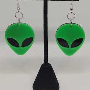 Grüne Alien Ohrringe, Rave Ohrringe, Festival Retro Schmuck, Statement Mode-Accessoire, Rave Schmuck, Geschenkideen für sie, Frühlingstrends