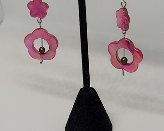 Magenta flower beaded dangle earrings, floral statement jewelry, nature themed fashion accessory, gift ideas for her, winter trends