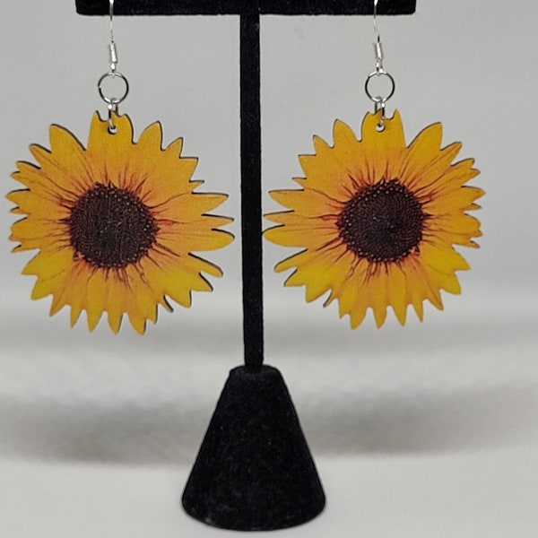 Wooden sunflower dangle earrings, floral statement jewelry, alternative fashion accessory, spring trends, flower gifts for her, quirky gifts