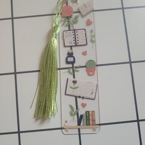 Botanical Succulent Bookshelf Bookmark | Cute Gifts for Readers | Book Lovers Accessory | Spring Trends