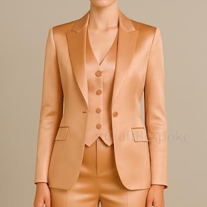 Women’s Peach Satin Three-Piece Suit, Classic Business Suit, Prom Dinner Suit, Narrow Pant Outfit, Custom Wedding Suit, Handmade Suit.