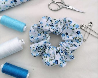 Flower Scrunchies, Floral Scrunchie, Blue Flowers, Hair Tie, Scrunchy