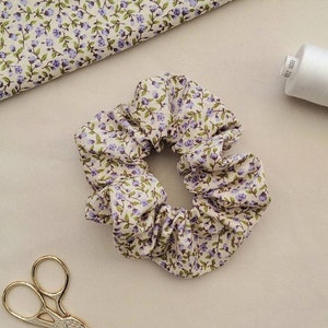 Purple Flower Scrunchie, Floral Scrunchies, Flowers Scrunchies, Hair Accessories