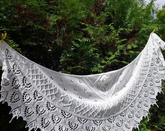 Hand Knitted Lace Shawl, White Lace Shawl, White Lace Art Shwawl