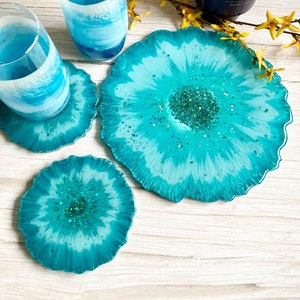 Turquoise Tray and Coaster set - Holographic Glitter Turquoise Resin Coaster Pair and Matching Tray, Coasters, Geode, Turquoise Blue Decor