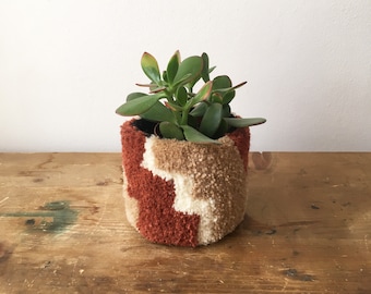 Geometric Tufted Plant Pot - Sand White Brick (Small Size)